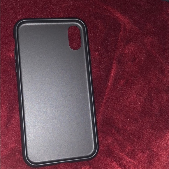 iPhone XR - Picture 4 of 5